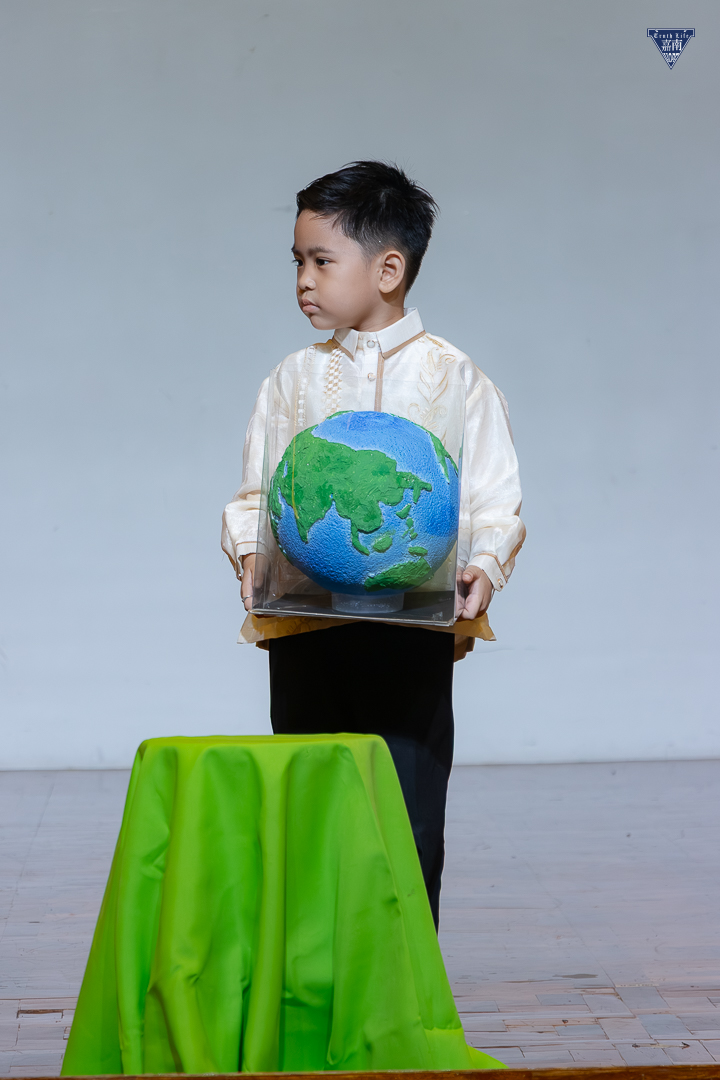 Parade of Nations (17)