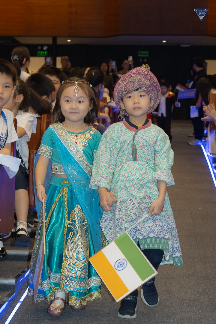 Parade of Nations (5)