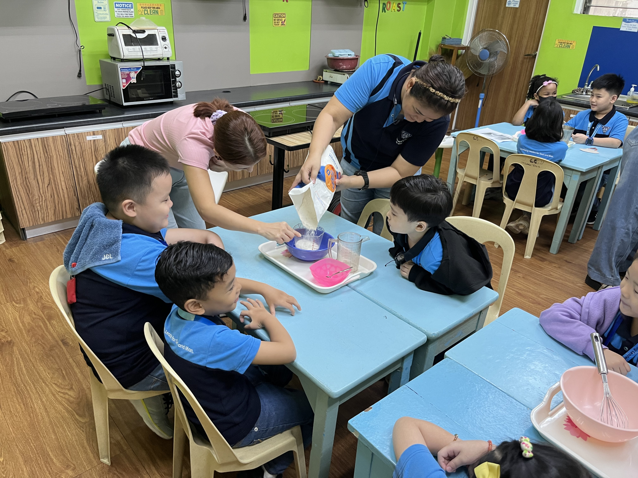 Prepping ingredients and kitchen items (10)