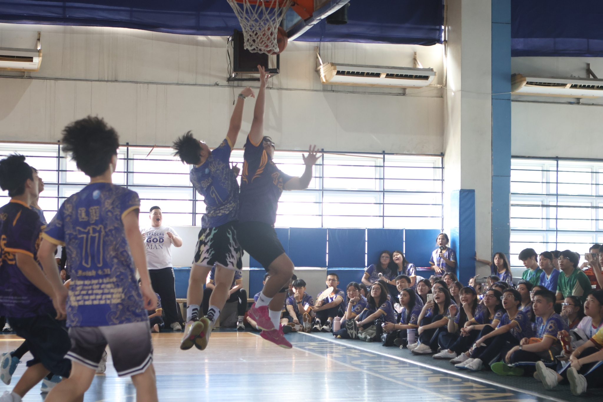 men's basketball highlights (10)