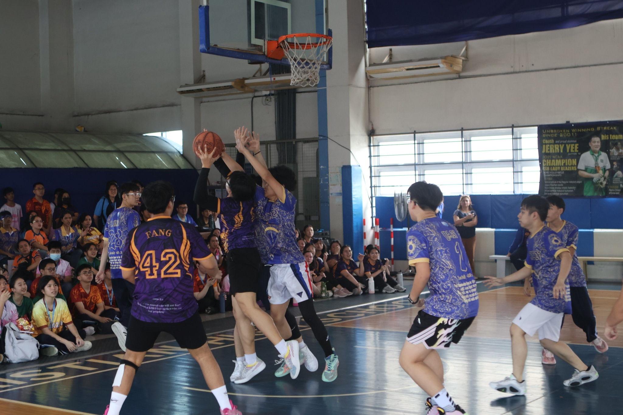 men's basketball highlights (3)