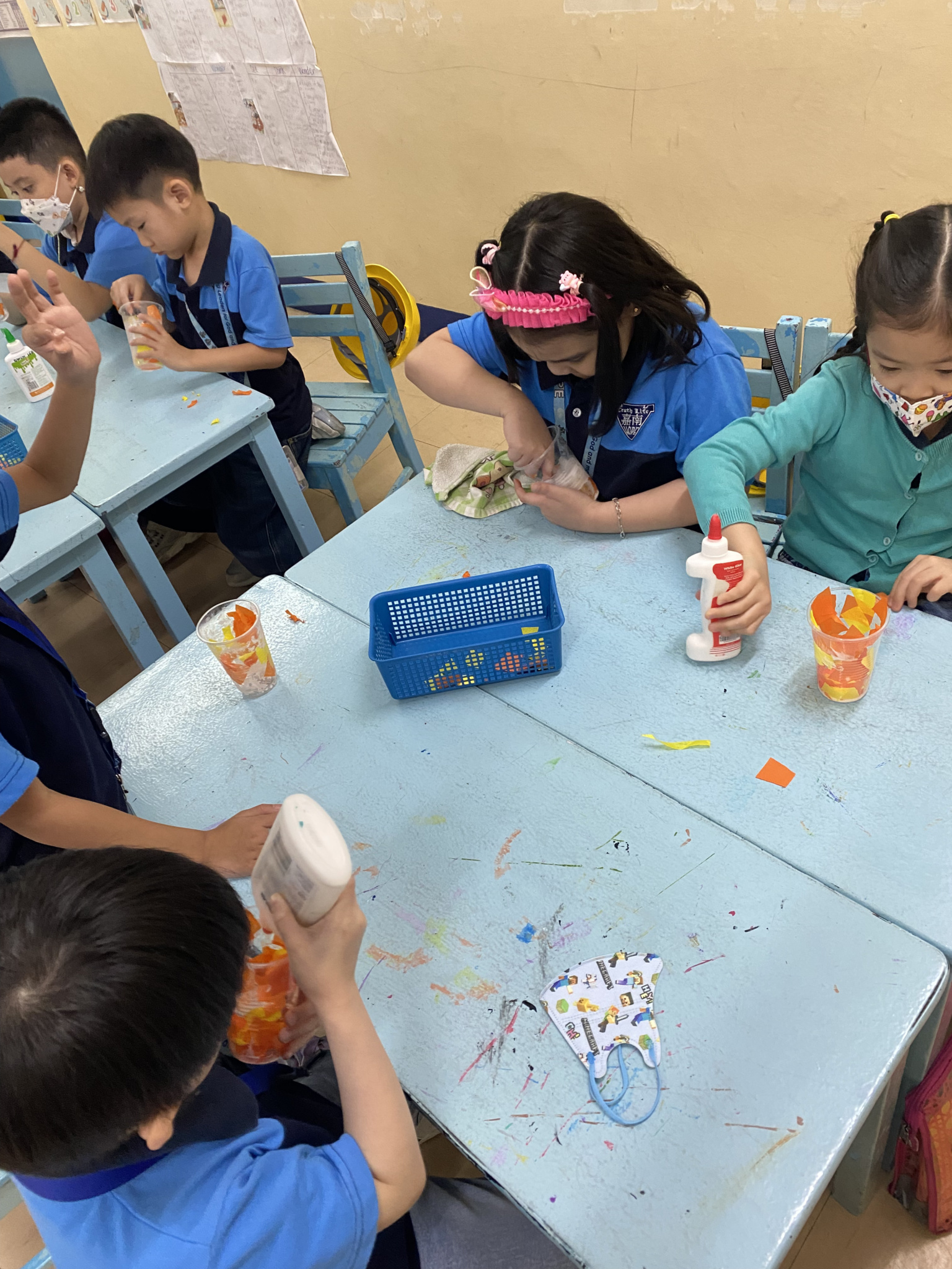 Arts and Crafts with Parents (8)