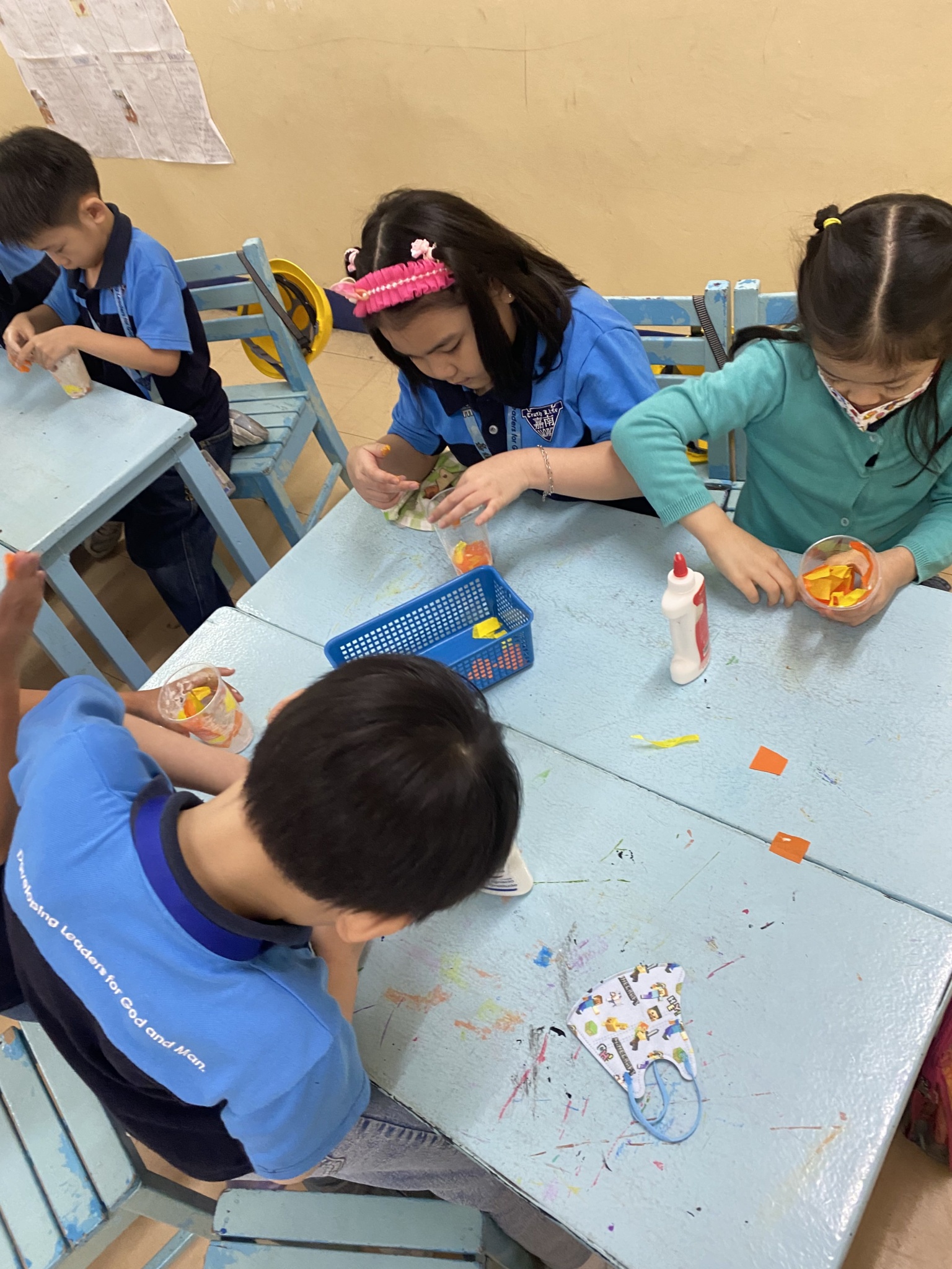 Arts_and_Crafts_with_Parents_(4)