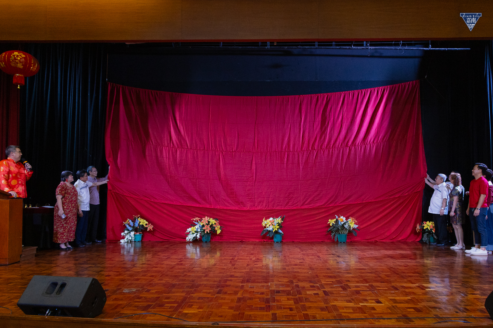 unveiling of the LED wall (2)