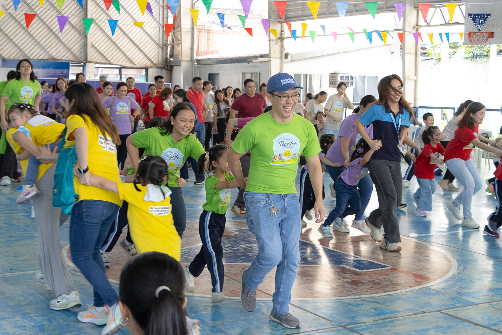 Game 4_Hold On Tight (1)