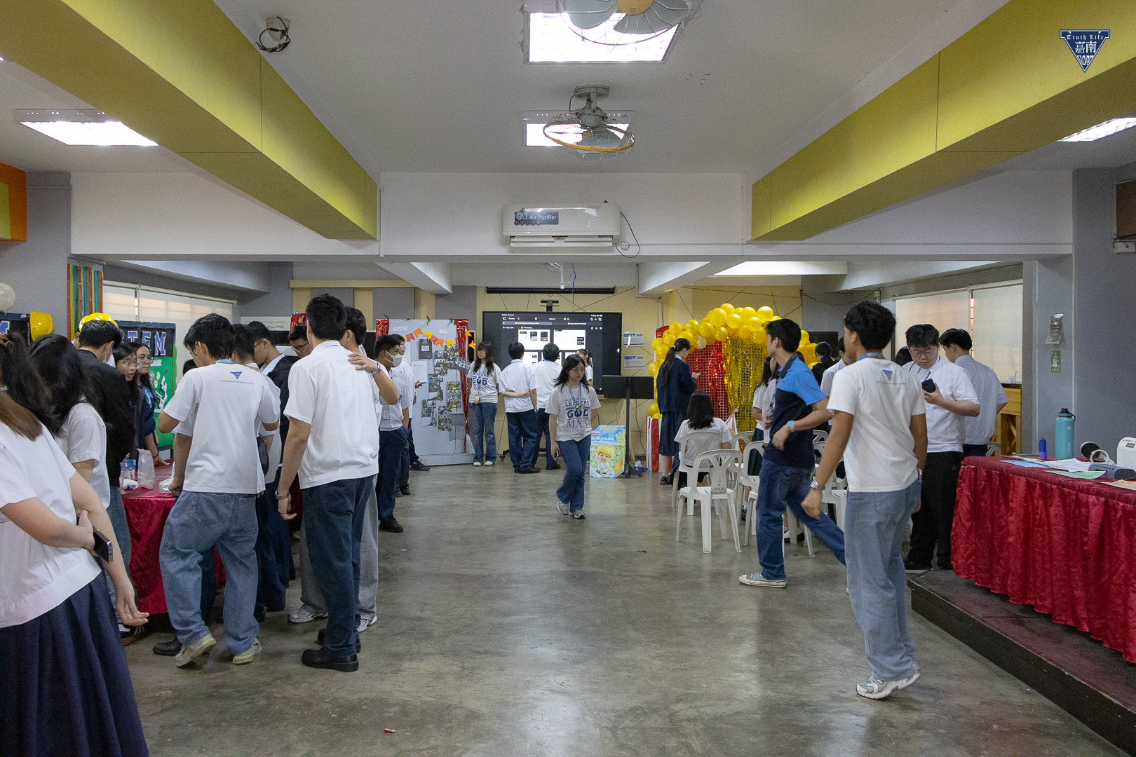 Pop-Up Convention (2)