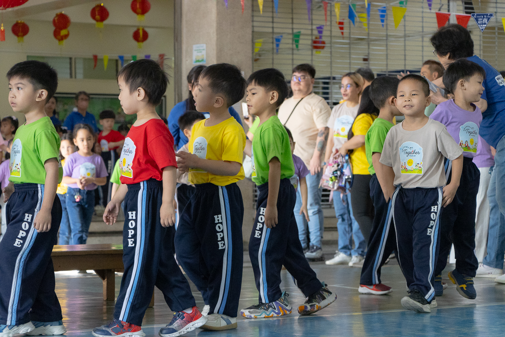 parade of students (2)