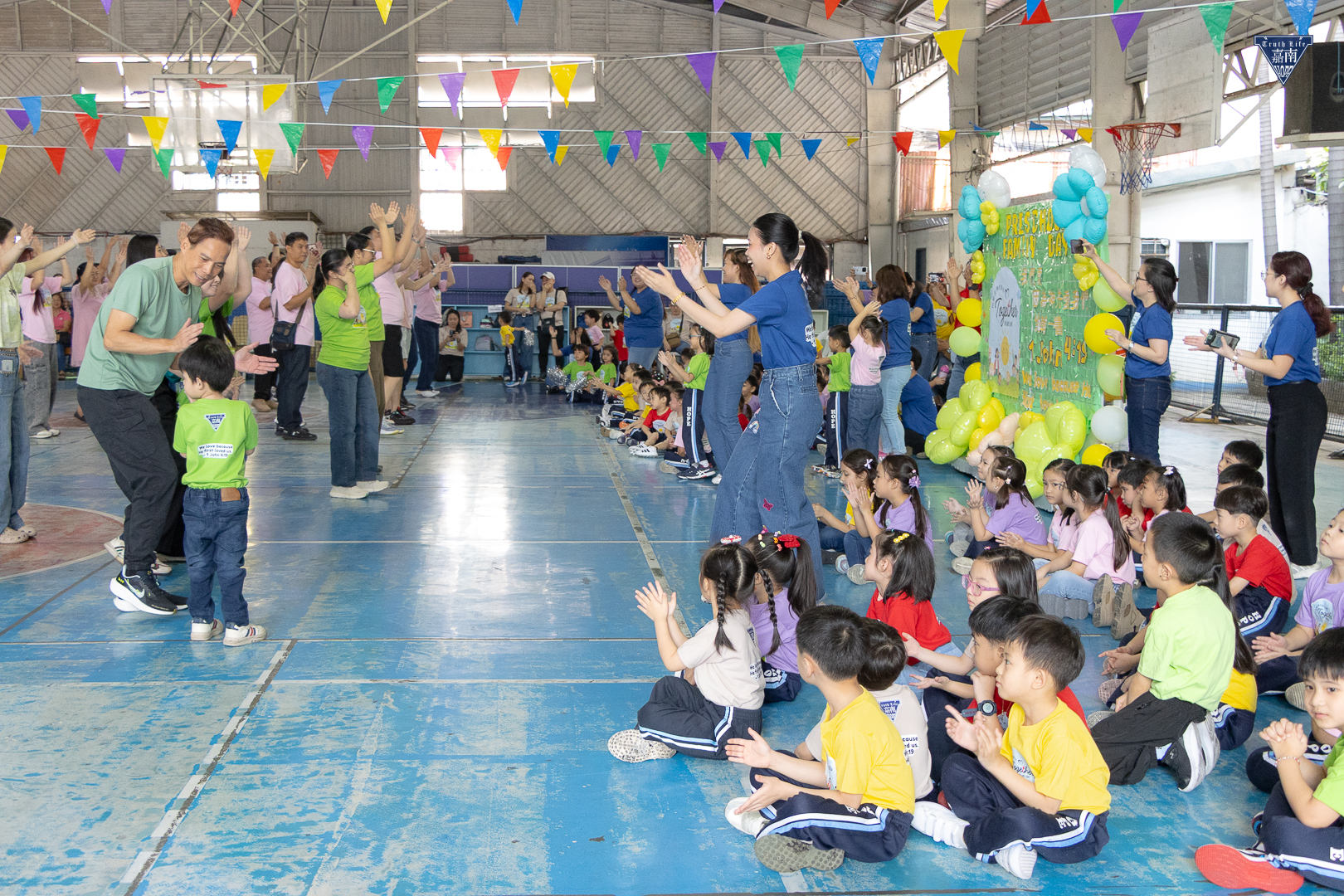 surprise number of parents (4)