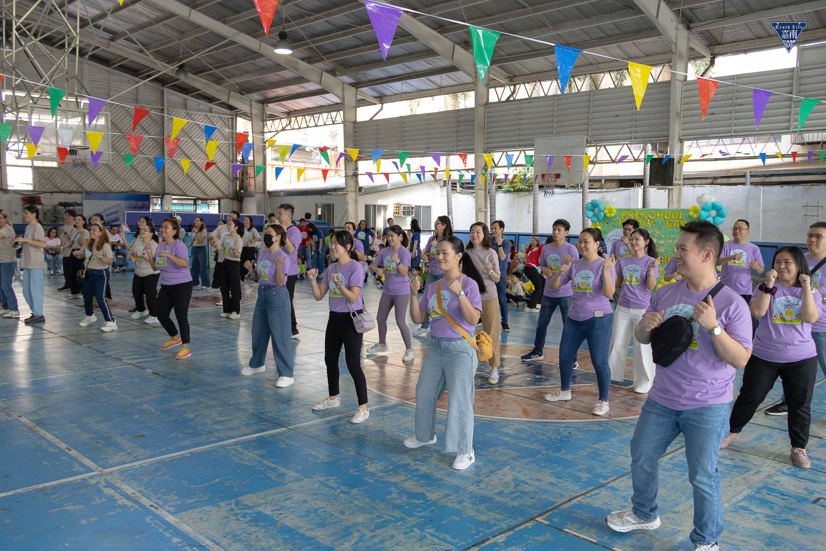 surprise number of parents (5)