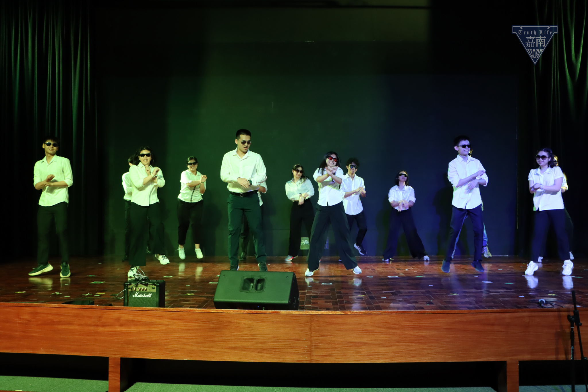 Special performance of Grade 11 (7)